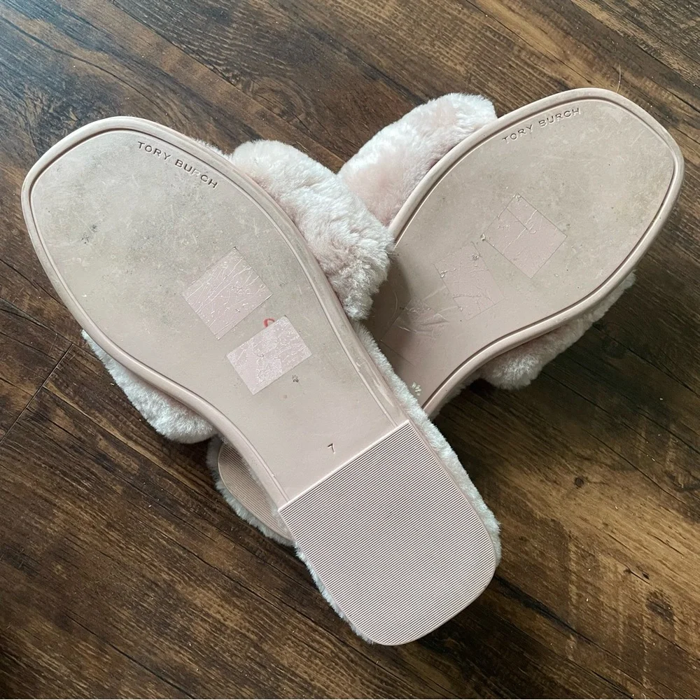 TORY BURCH Everly Jeweled Shearling Double T Shearling Slides in Pink- women’s 7 - Picture 7 of 7